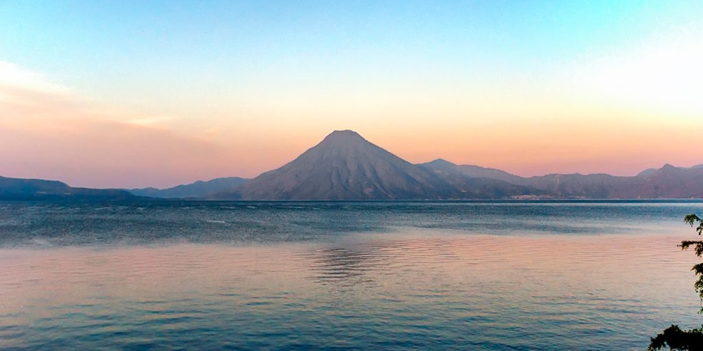 Datos que debes conocer del lago Atitlán