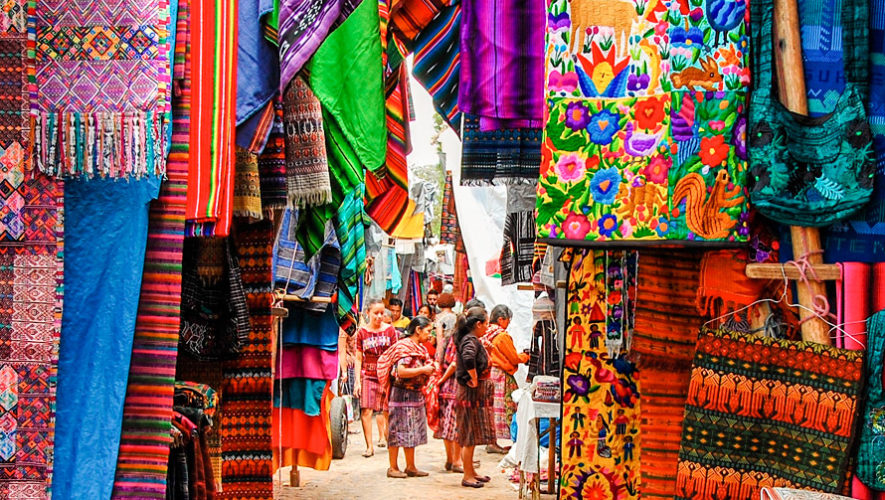 Mercado-de-Chichicastenango-es-uno-de-los-mas-bonitos-del-mundo